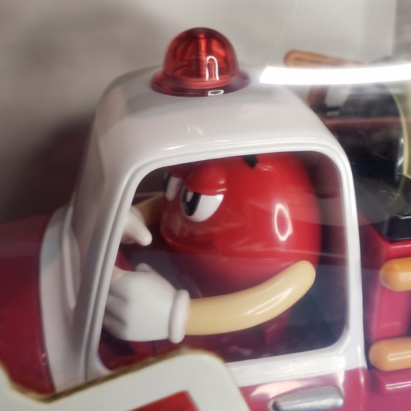 M&M's Five Alarm Fun Limited Edition Dispenser - Picture 3 of 9